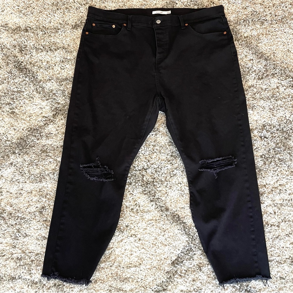 Levi's Wedgie Skinny Jeans Women’s 22W Black Distressed Knee ButtonFly High Rise